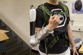 Illustration for article titled Titan Arm exoskeleton wins Dyson Foundation Award